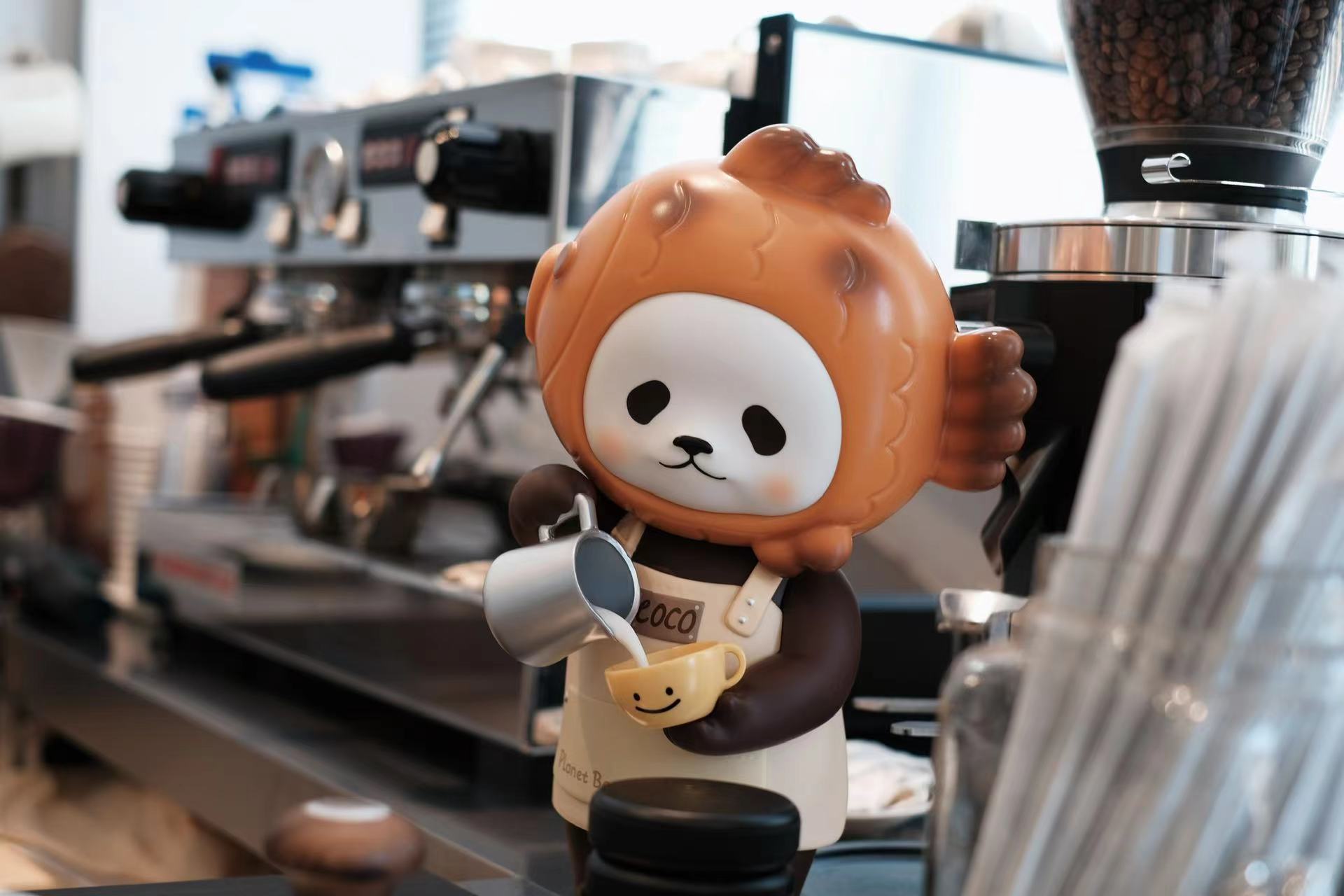 Planet Bear」おかわりPanpanパンパン 303％フィギュア